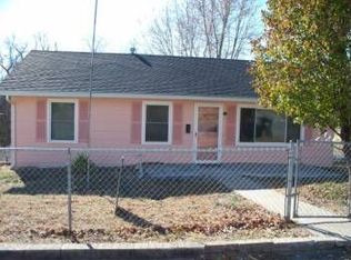 715 Franklin Ave, Lexington, MO 64067