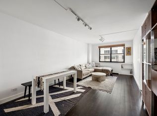 200 E 24th St APT 1403, Manhattan, NY 10010