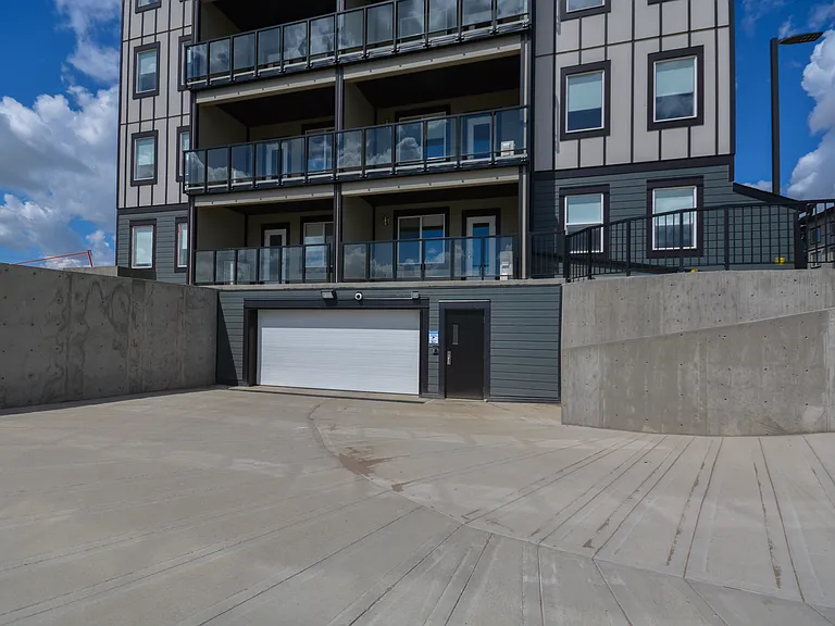 1066 Dorothy St — Photo 11