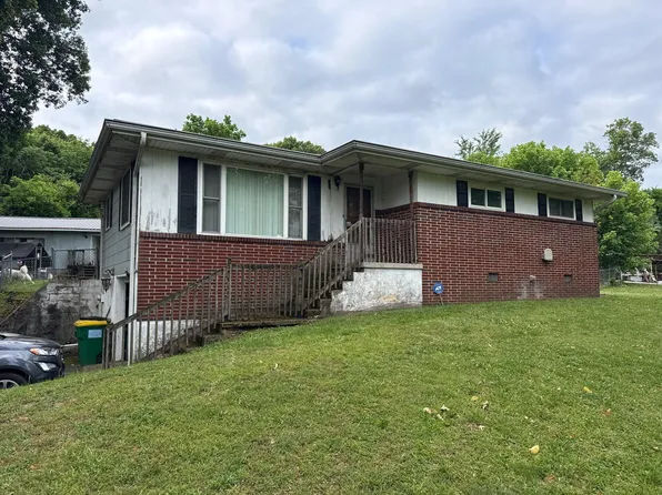 88 Circle Dr, Rossville, GA 30741