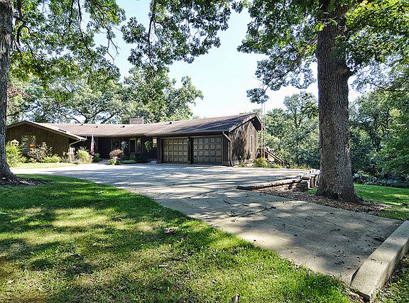 5th image of 2N321 Saddlewood Dr