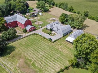 42W534 Empire Rd, St Charles, IL 60175