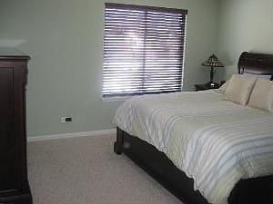 4th image of 359 N Keswick Ct