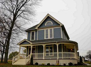 402 W College Ave, Pemberville, OH