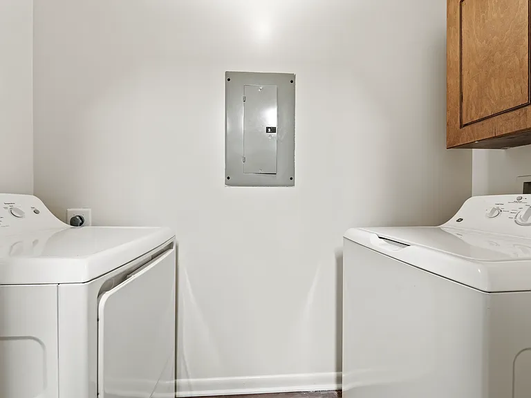Lee Overlook Apartments — Photo 10