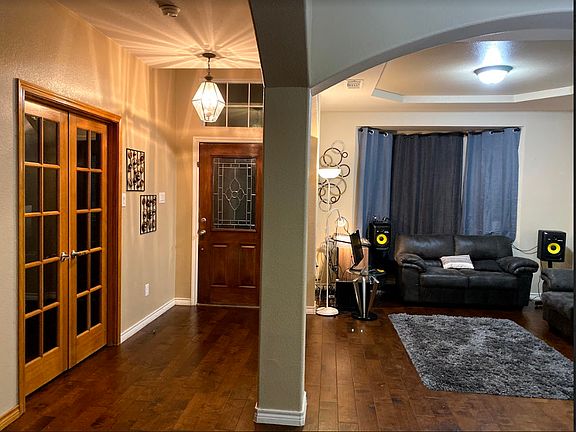 3rd image of 1313 Winecup Ct