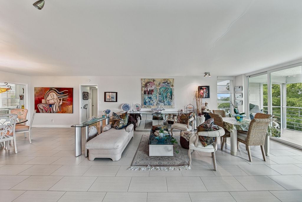 804 CYPRESS Boulevard #503, photo 8