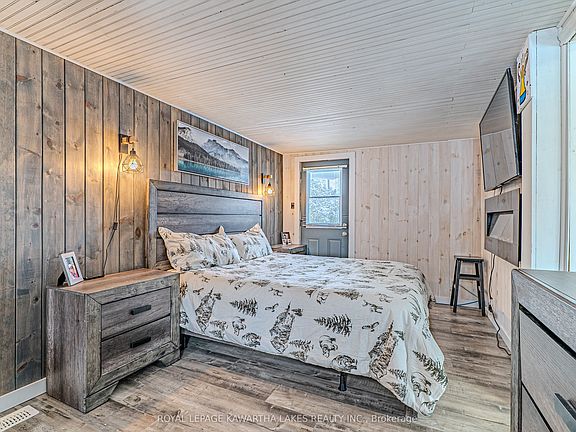 5th image of 130 Crawford Rd