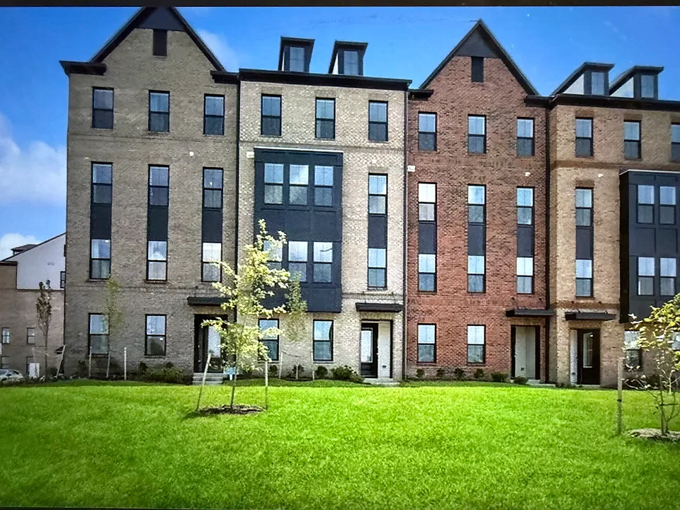 4824 Bauhaus Sq