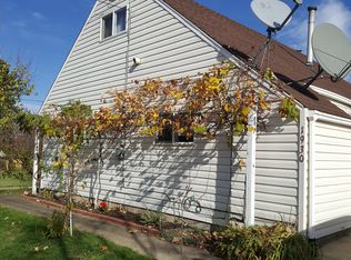 1930 Springfield Center Rd, Akron, OH 44312