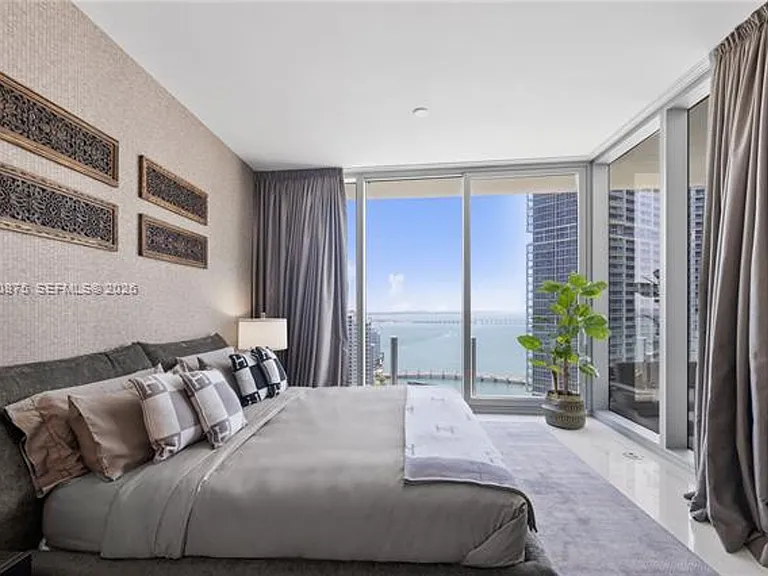 300 Biscayne Blvd #3104 — Photo 17