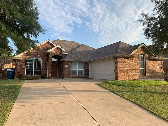 2nd image of 2840 Eganridge Ln