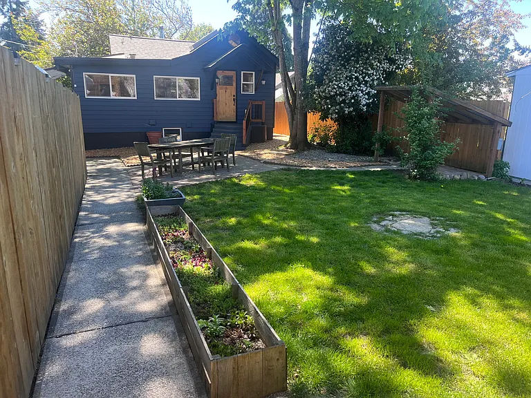 3715 SW Donovan St #2 — Photo 17