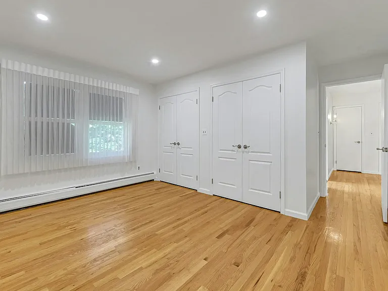 268 Center St — Photo 19
