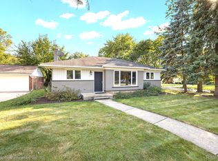 31374 W Rutland St, Beverly Hills, MI 48025