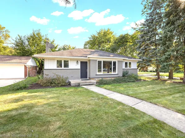 31374 W Rutland St, Beverly Hills, MI 48025