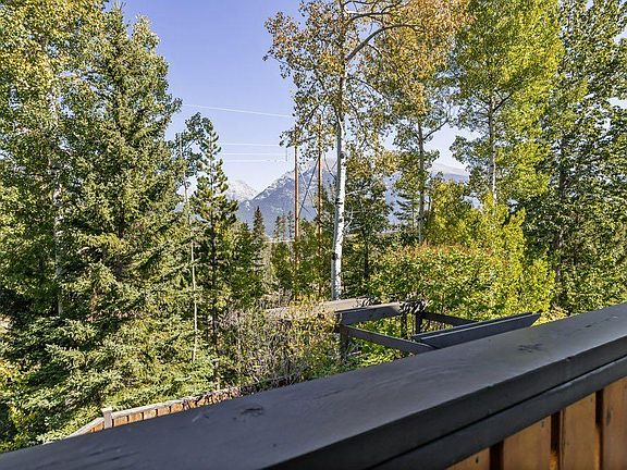 4th image of 808 S Lawrence Grassi Rdg