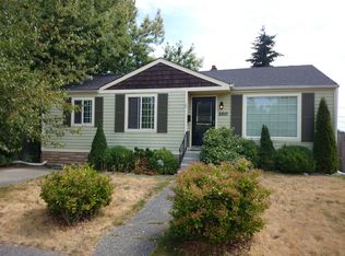 8810 36th Ave SW, Seattle, WA 98126