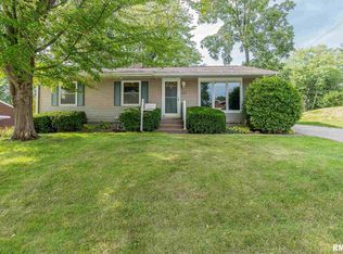 2704 Farragut Pl, Davenport, IA 52804