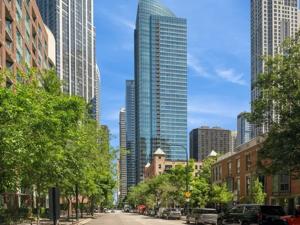 505 N McClurg Ct APT 2804, Chicago, IL 60611