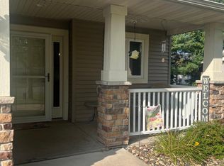 423 Cassandra Dr #28, New Richmond, WI 54017