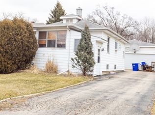 1615 N President St, Wheaton, IL