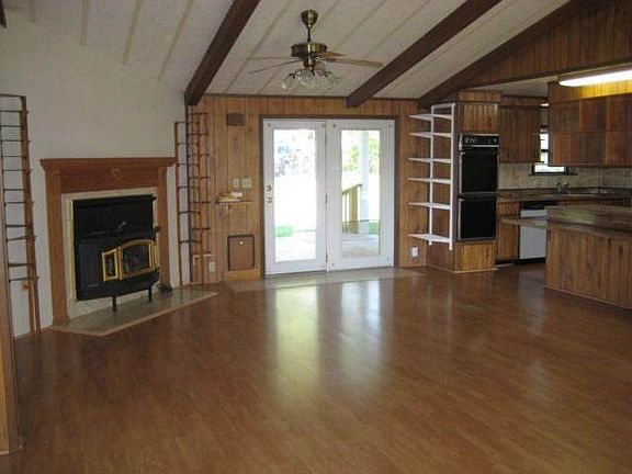 4th image of 216 Ellison Cir