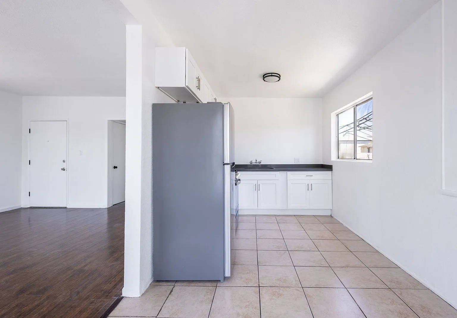 1 bed, 1.0 bath, 650 sqft, $1,920 — Photo 4