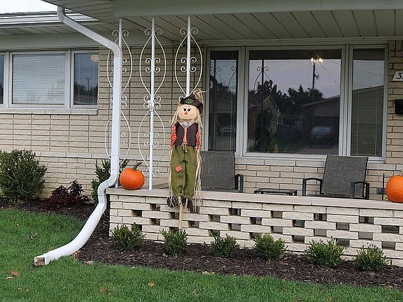 3rd image of 35548 Lana Ln
