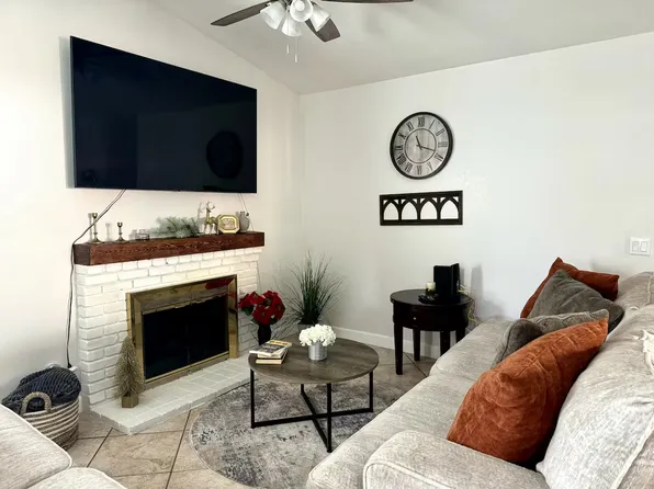 (undisclosed Address), Fontana, CA 92337