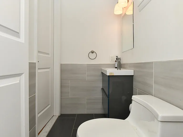 58 Giles Ave #3 — Photo 17