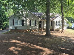 630 Logan Ln, Liberty, NC 27298