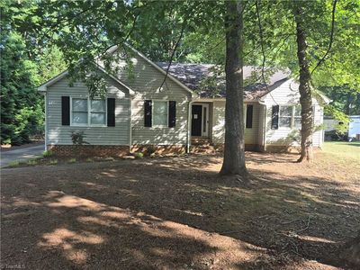 630 Logan Ln, Liberty, NC, 27298