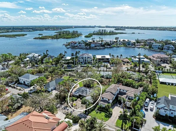 838 Norsota Way, Sarasota, FL 34242