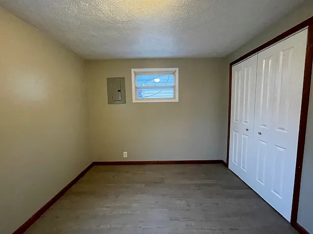 924 E Chippewa Ave — Photo 14