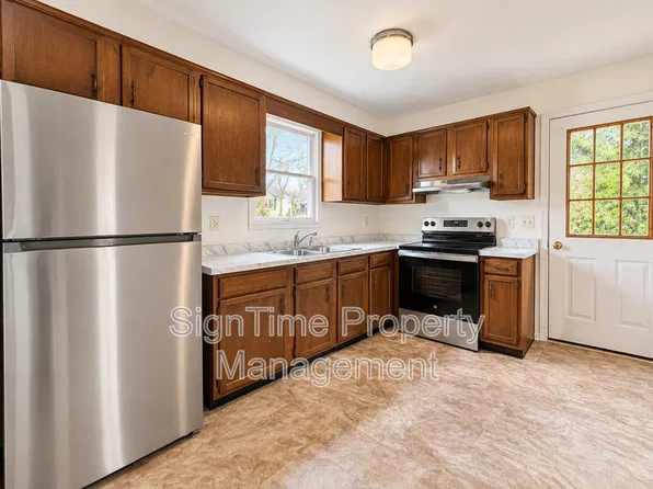 27 Tulsa Ln, Hagerstown, MD 21740