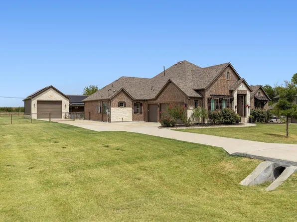 157 Daniel Dr, Van Alstyne, TX 75495