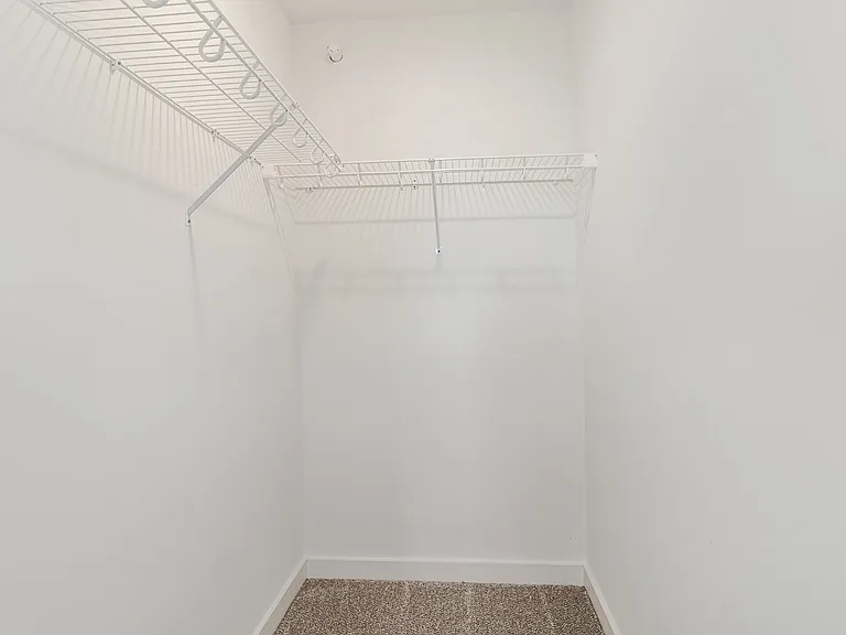 315 Pelham Ct — Photo 25