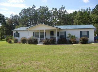 61 Amanda Dr, Jesup, GA 31545