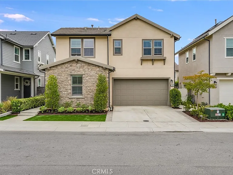 21 Marcar Ln — Photo 1