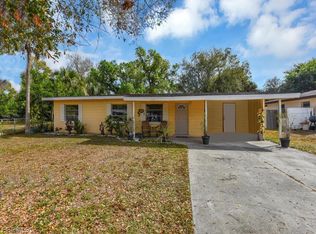 2124 Gardenia Cir E, North Fort Myers, FL 33917