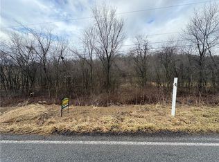 1902 Reissing Rd, Mc Donald, PA 15057