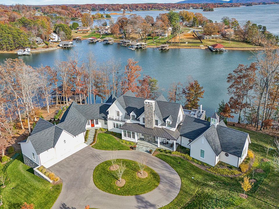 1st image of 128 Oaklawn Dr