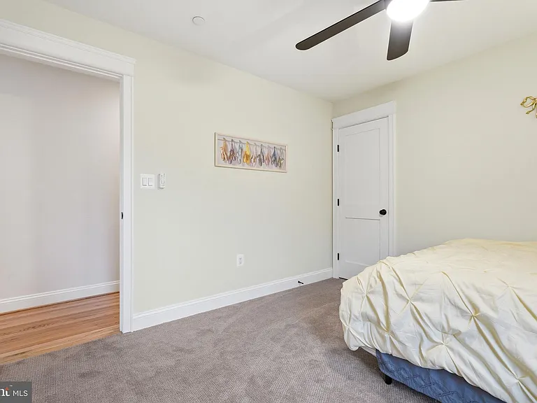 1227 Clagett Dr — Photo 32