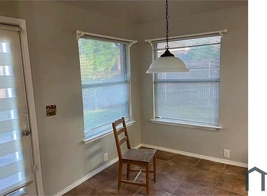 4th image of 1748 Sunset Ridge Dr