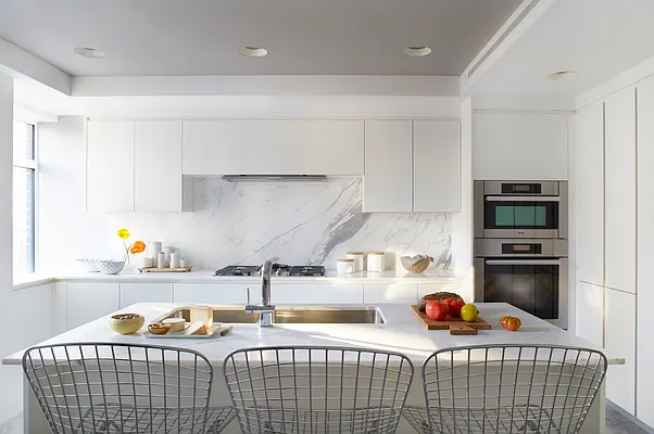 Sold by Corcoran | media 20