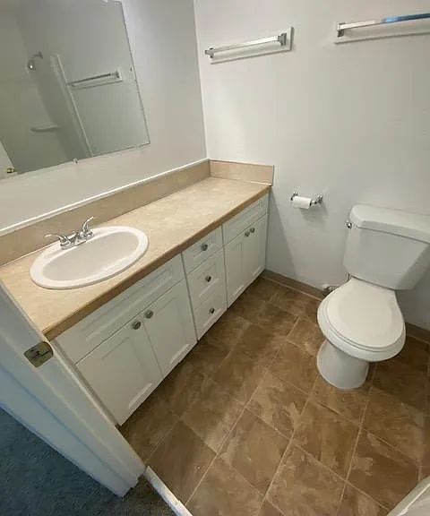 2885 SW 170th Ave #E — Photo 14