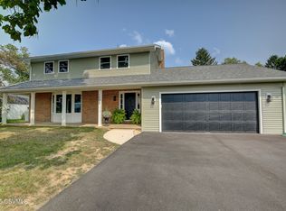 1500 Smoketown Rd, Lewisburg, PA 17837