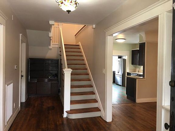2nd image of 1083 W 30th St #1083