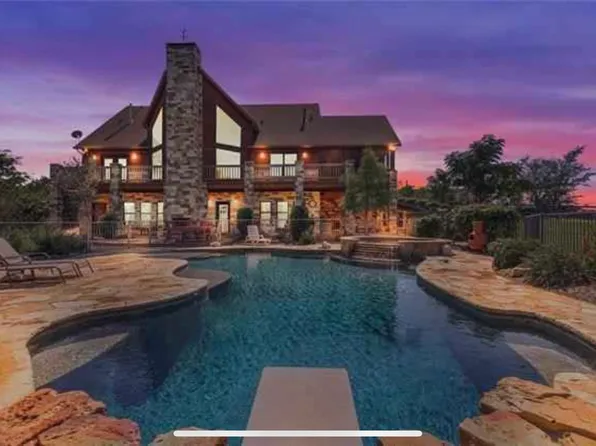 2017 Cordova Cir, Granbury, TX 76049